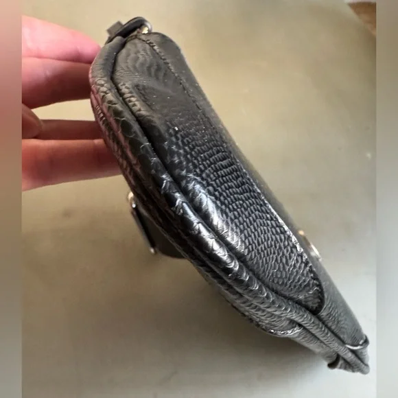 Black Faux Snake Skin Shoulder Bag - Picture 4 of 16